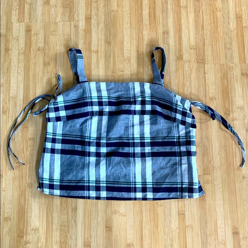 Club Monaco cropped top